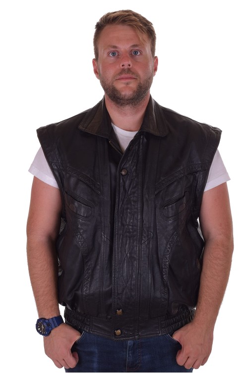 Vestă neagră piele 131.00