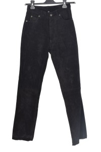 Pantalon de damă grațios din piele naturală
