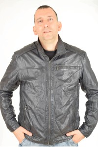 Geacă de damă albastru închis din piele naturală