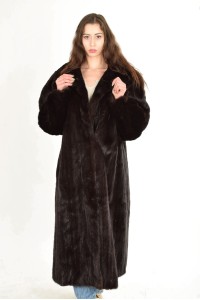 Palton de firmă din nurcă