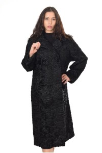 Palton de firmă negru de astrahan
